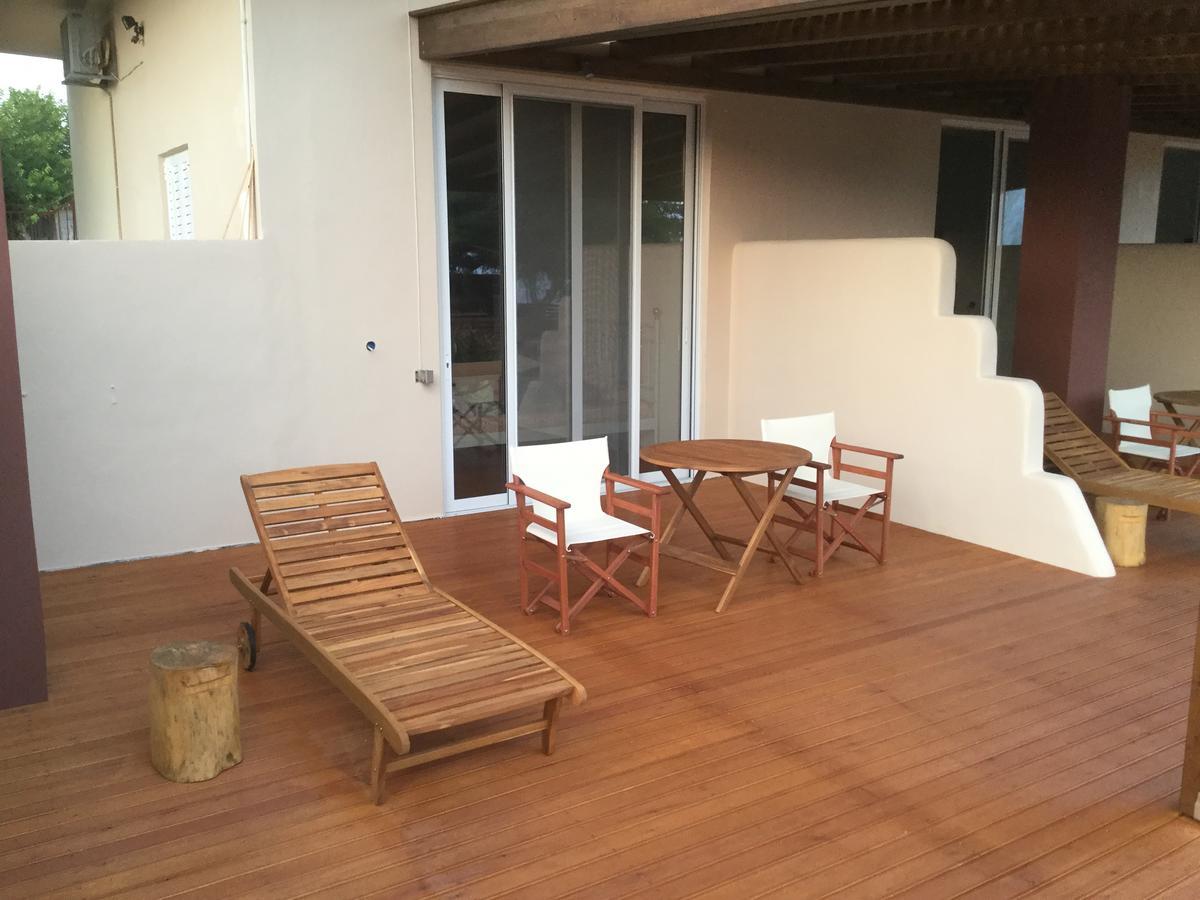Artemis Suites Romanos  Exterior photo