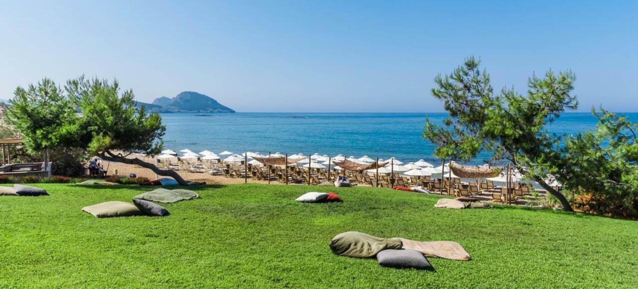 Artemis Suites Romanos  Exterior photo